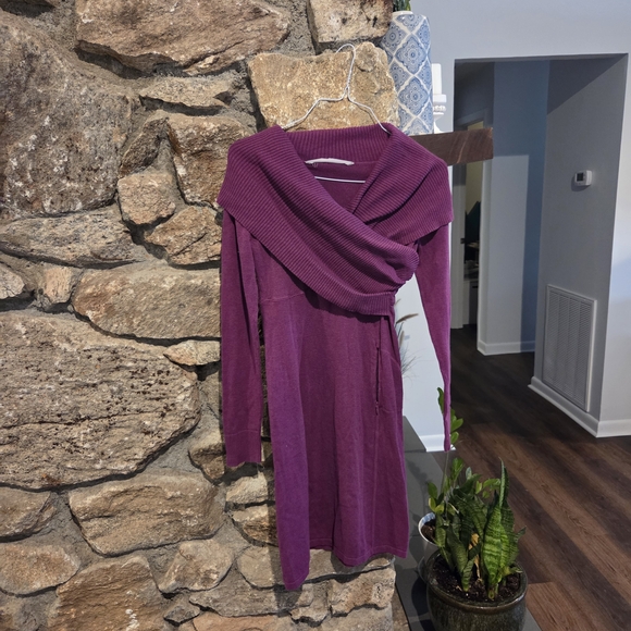 Athleta Vibrant Purple Long Sleeve Dress - Picture 5 of 6